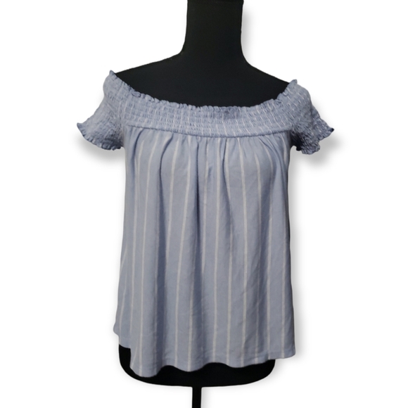 American Eagle off shoulder tops - Picture 1 of 3